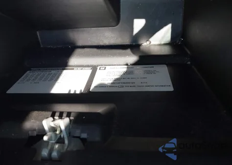 2003 Chevrolet Avalanche 1500 from USA, damaged, VIN 3GNEC13T73G233129